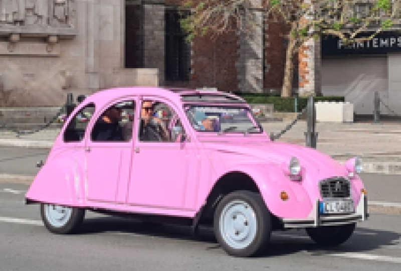 ilustracja artykułu: Historia marki Citroen – od innowacji do nowoczesności