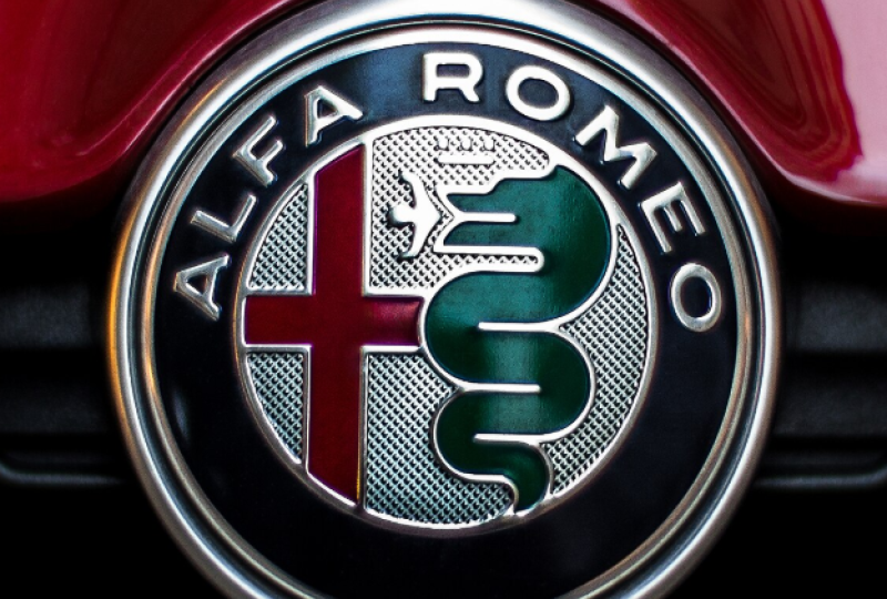 ilustracja artykułu: Historia koncepcji Alfa Romeo – od wizualnej idei do symbolu włoskiego projektowania